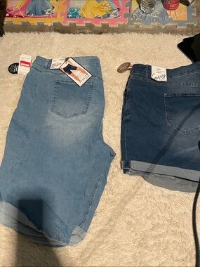 High-Rise Bermuda Jeans - Light Blue - Unbranded